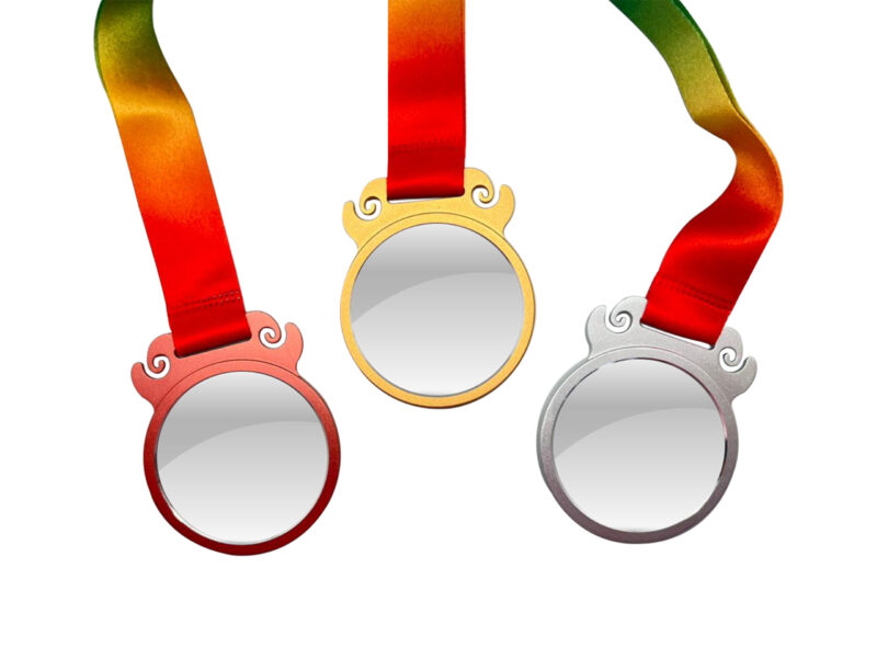 Padak — Round Crystal Glass Medals with Metallic Frame
