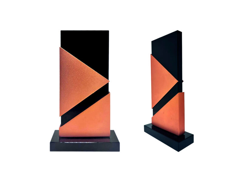 Rogoba — Black Glass Trophy with Rose Gold Metal Design