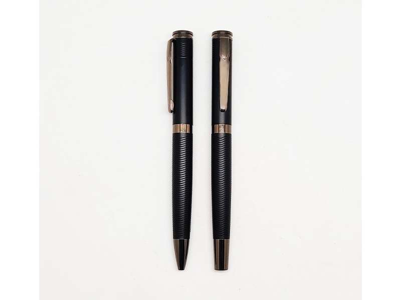 Gaiety Penset — A metal roller pen with matching metal ball pen